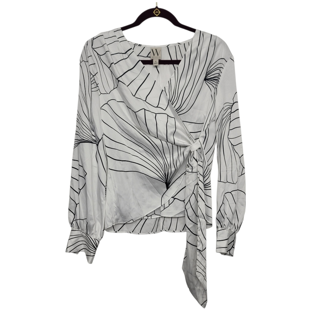 NWOT Worthington Elegant Satin White and Black Abstract Wrap Top - Medium